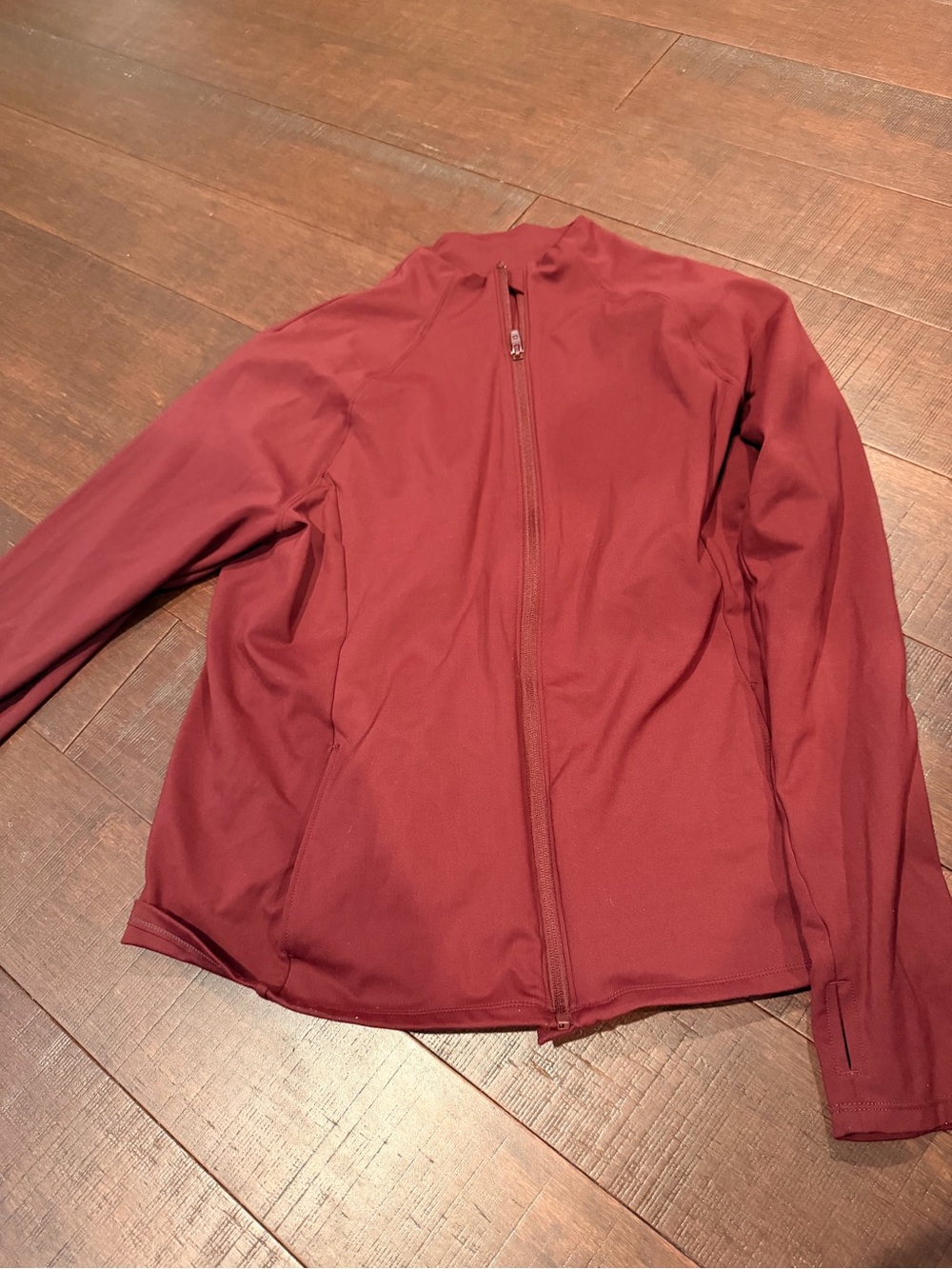 Gap Fit “power you” burgundy excercise jacket with thumb holes